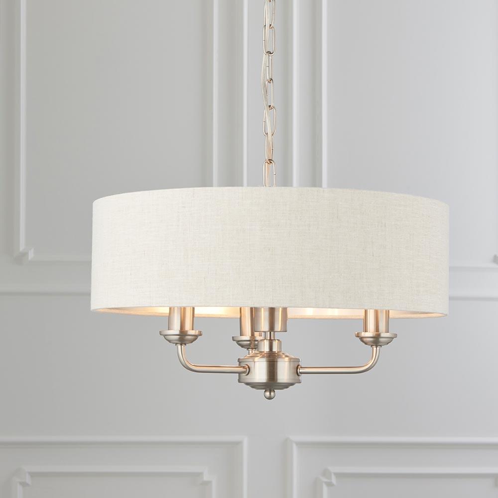 luster lampa elegantny klasicky predsien luxusny svietidlo obyvacka spalna stropna lampa vila mestsky byt leskly salon luxusny.jpg